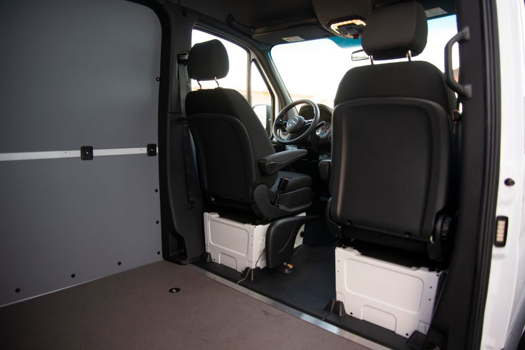 New 2026 Mercedes-Benz Sprinter 2500 image 18