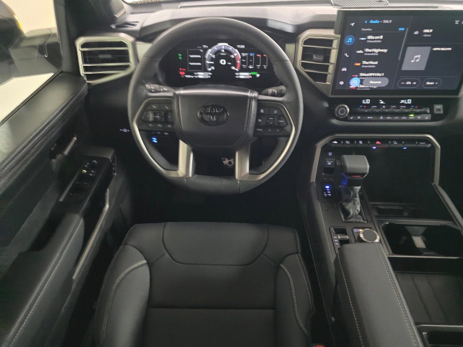 Used 2026 Toyota Tundra Limited w/ TRD Off-Road Package AWD/4WD image 28