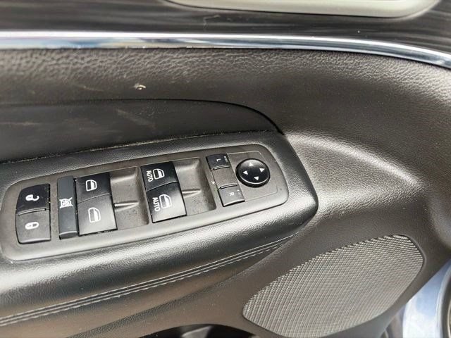 Used 2021 Jeep Grand Cherokee Limited w/ Premium Lighting Group AWD/4WD image 12