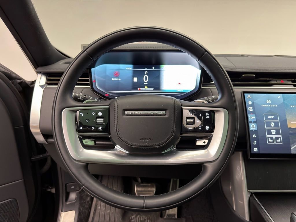 Certified 2025 Land Rover Range Rover SE image 10
