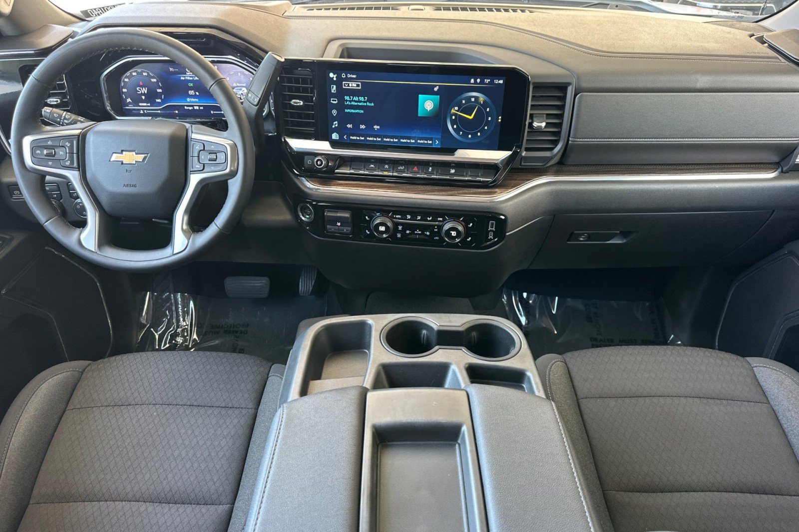 Used 2023 Chevrolet Silverado 1500 LT AWD/4WD image 6