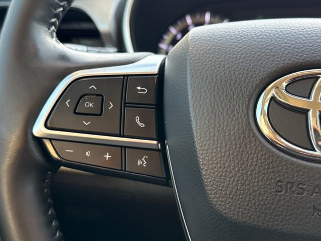 Used 2020 Toyota Highlander Platinum FWD image 29