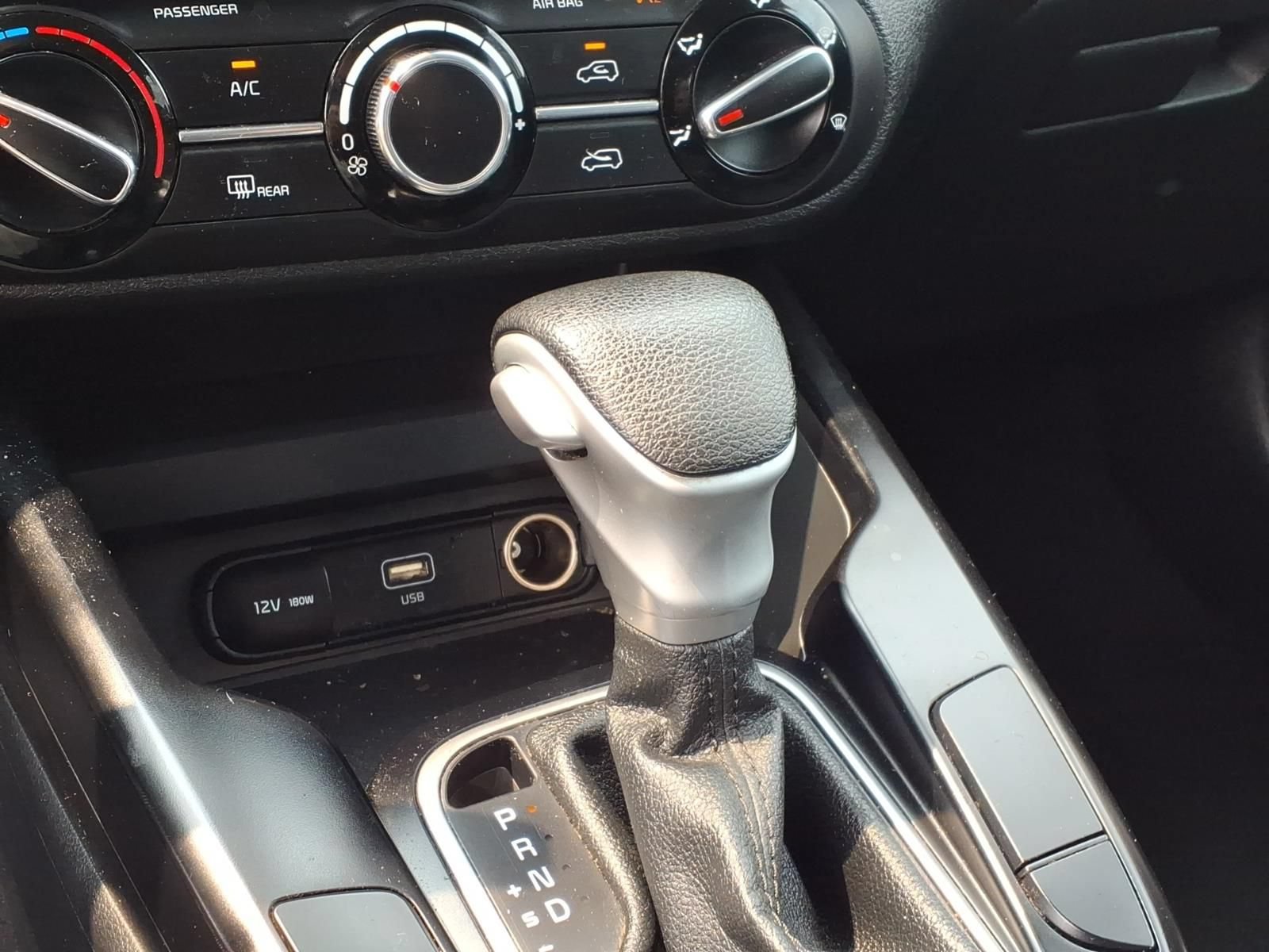Used 2023 Kia Soul LX FWD image 19