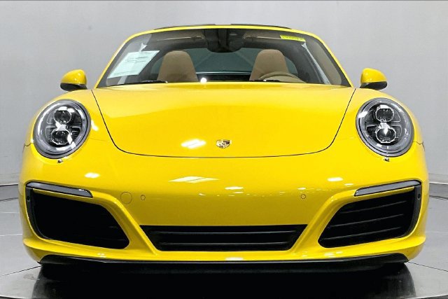 Used 2017 Porsche 911 Targa 4S AWD/4WD image 2