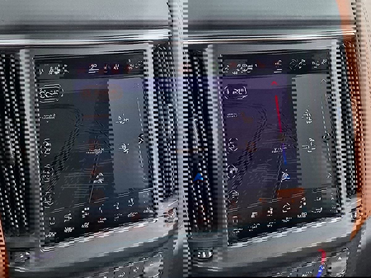 Used 2021 Maserati Levante S GranSport image 27