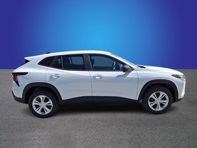 New 2026 Chevrolet Trax LS w/ Driver Confidence Package image 3