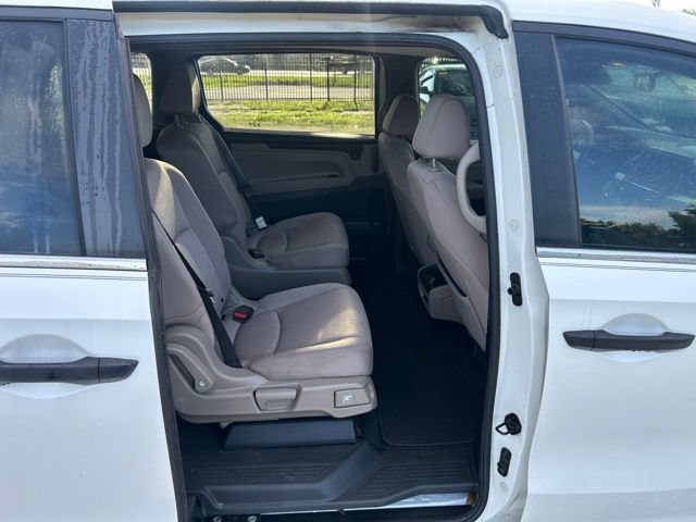Used 2018 Honda Odyssey LX image 9