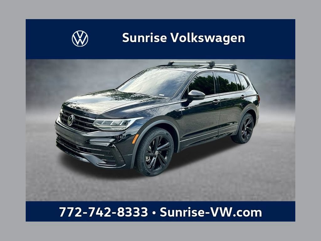 Certified 2023 Volkswagen Tiguan SE R-Line FWD image 1