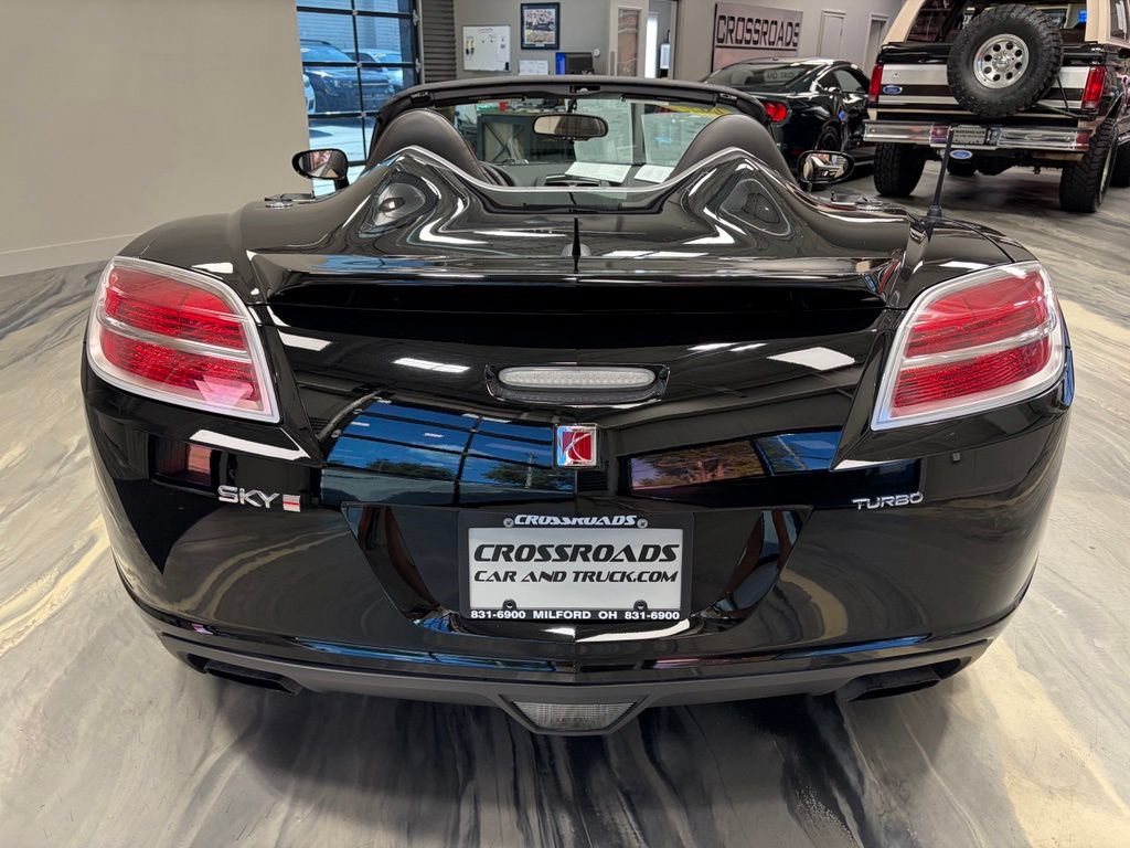 Used 2008 Saturn Sky Red Line RWD image 27