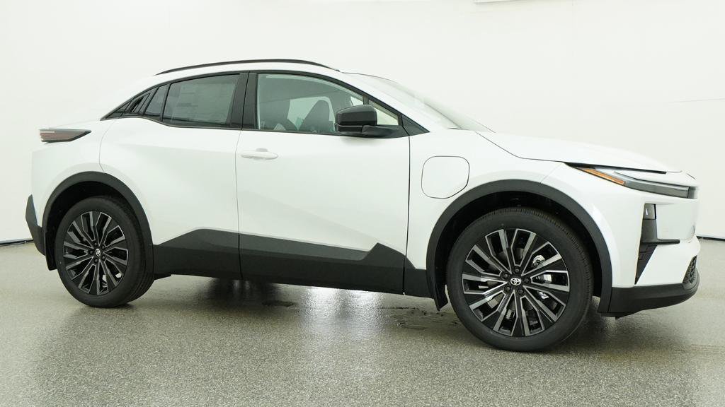 New 2026 Toyota C-HR AWD/4WD image 31