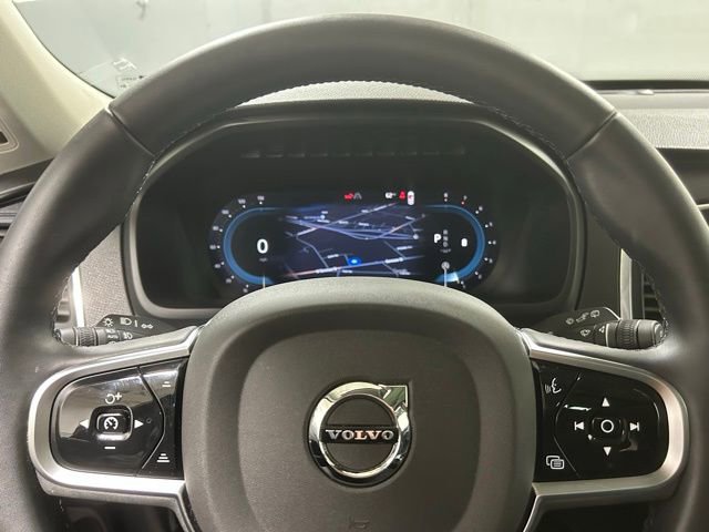 Used 2025 Volvo XC90 B5 Core image 14