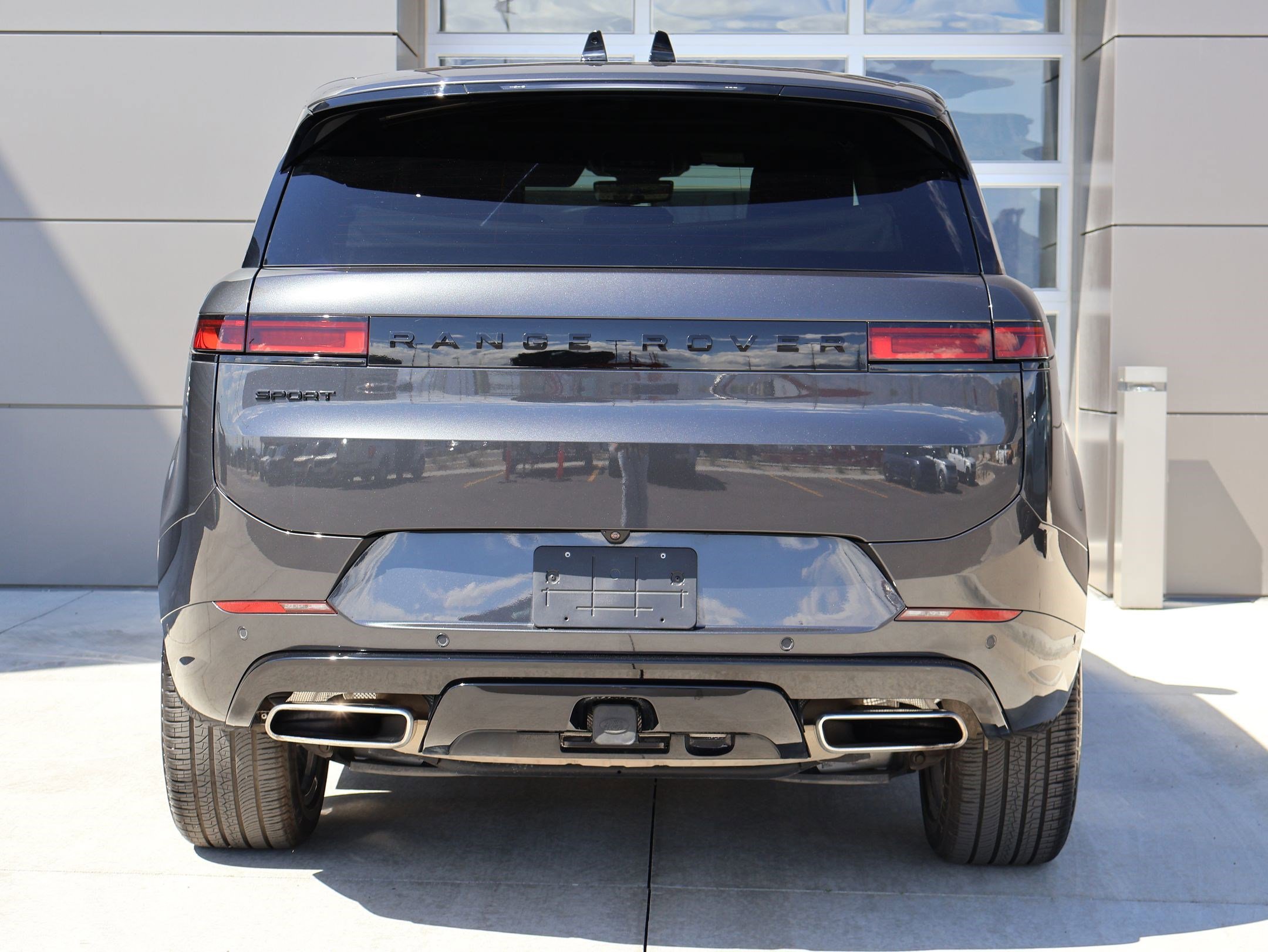 Certified 2024 Land Rover Range Rover Sport Dynamic SE image 9