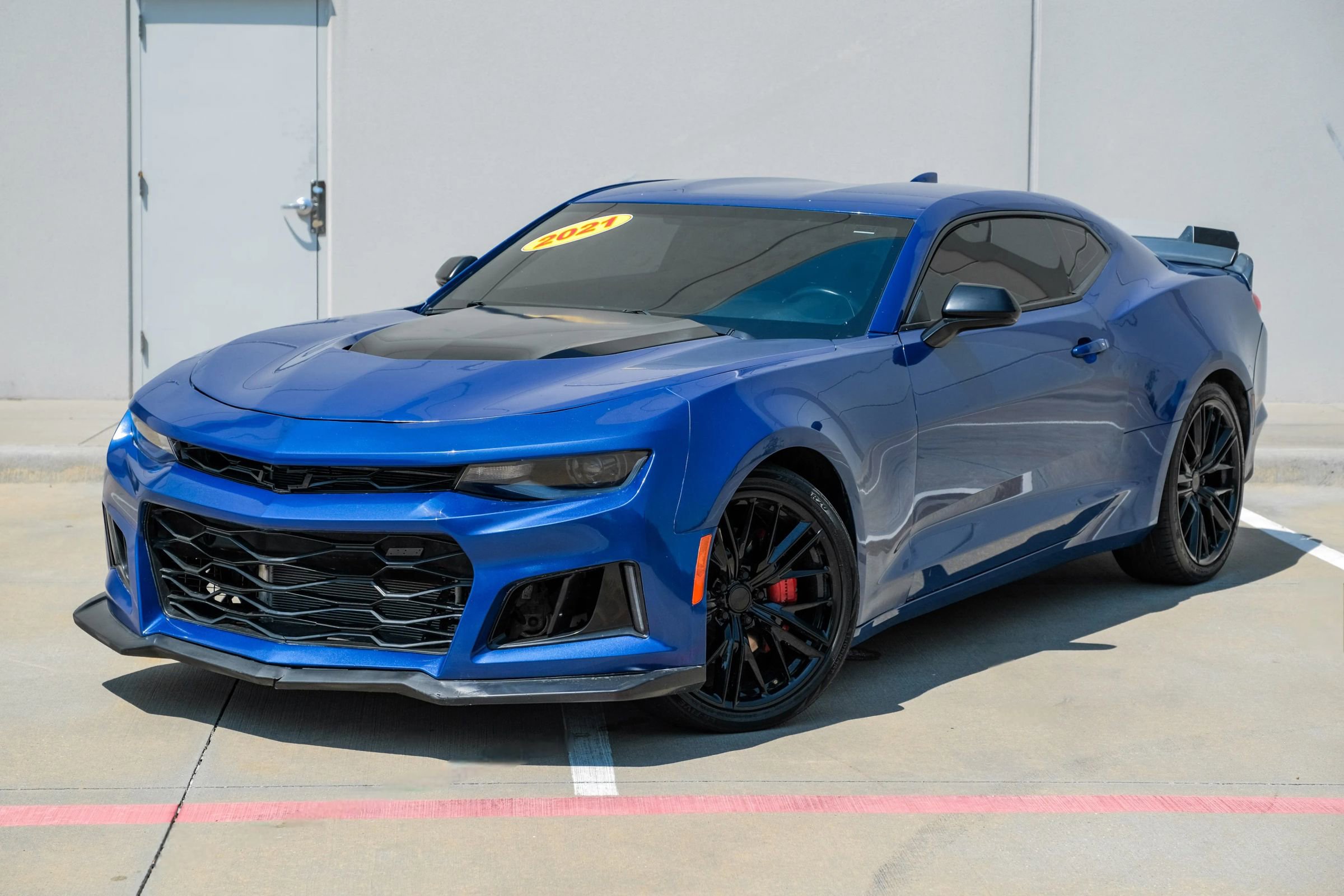 Used 2021 Chevrolet Camaro LT image 8