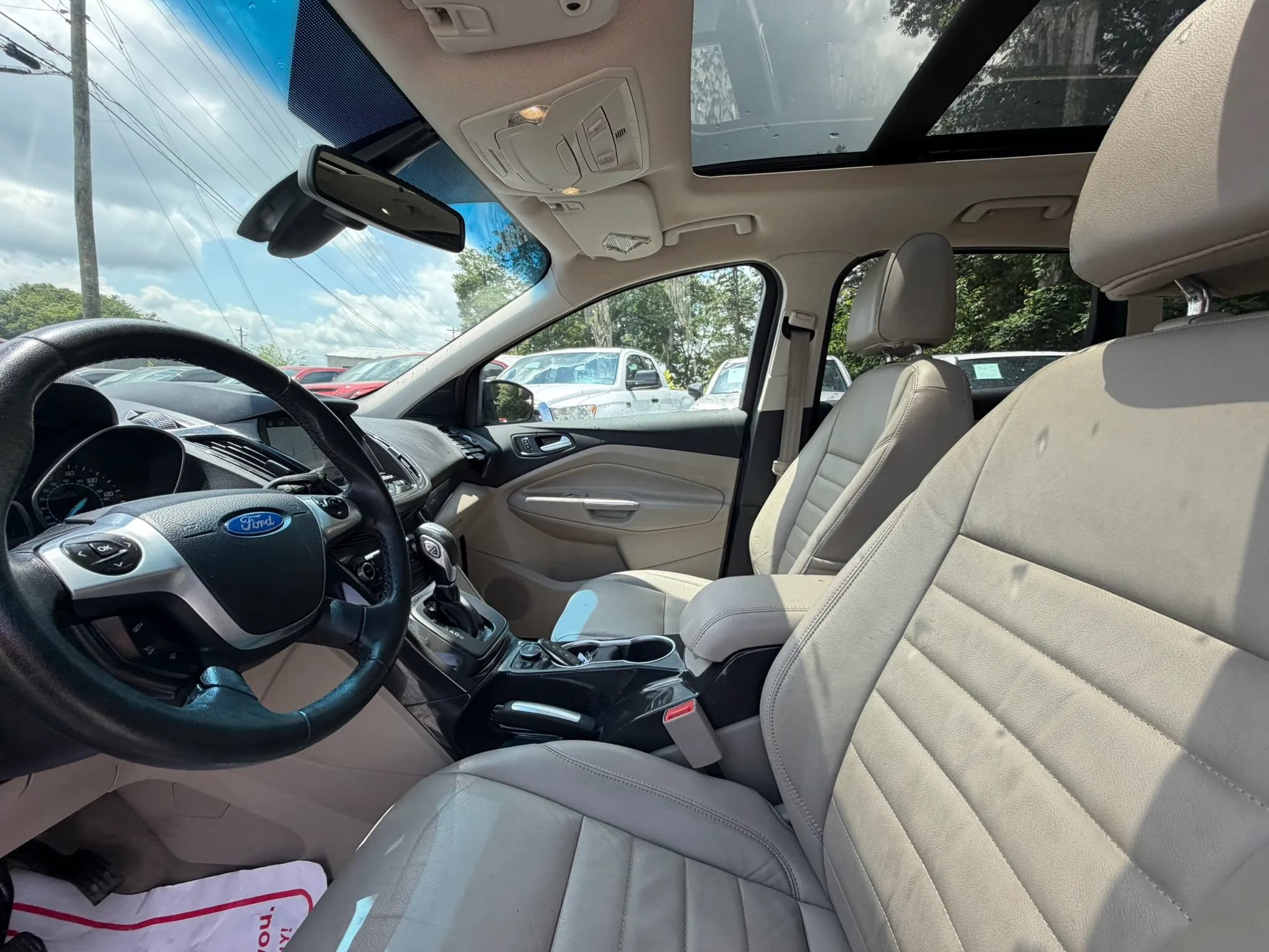 Used 2016 Ford Escape Titanium FWD image 13