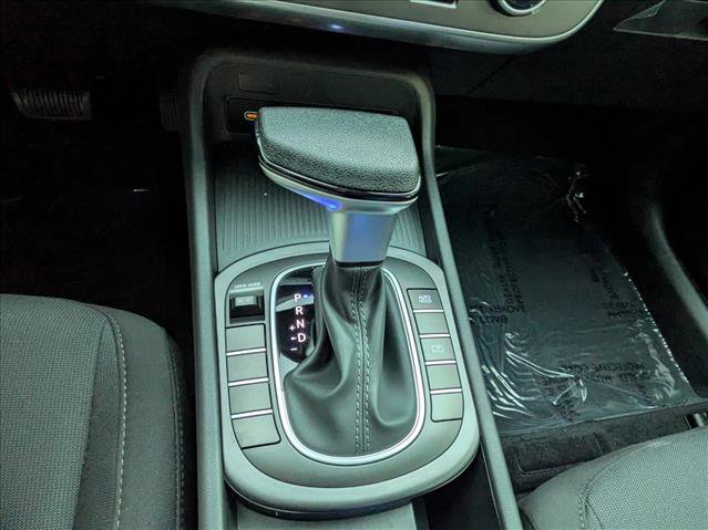 New 2026 Hyundai Kona SE image 15