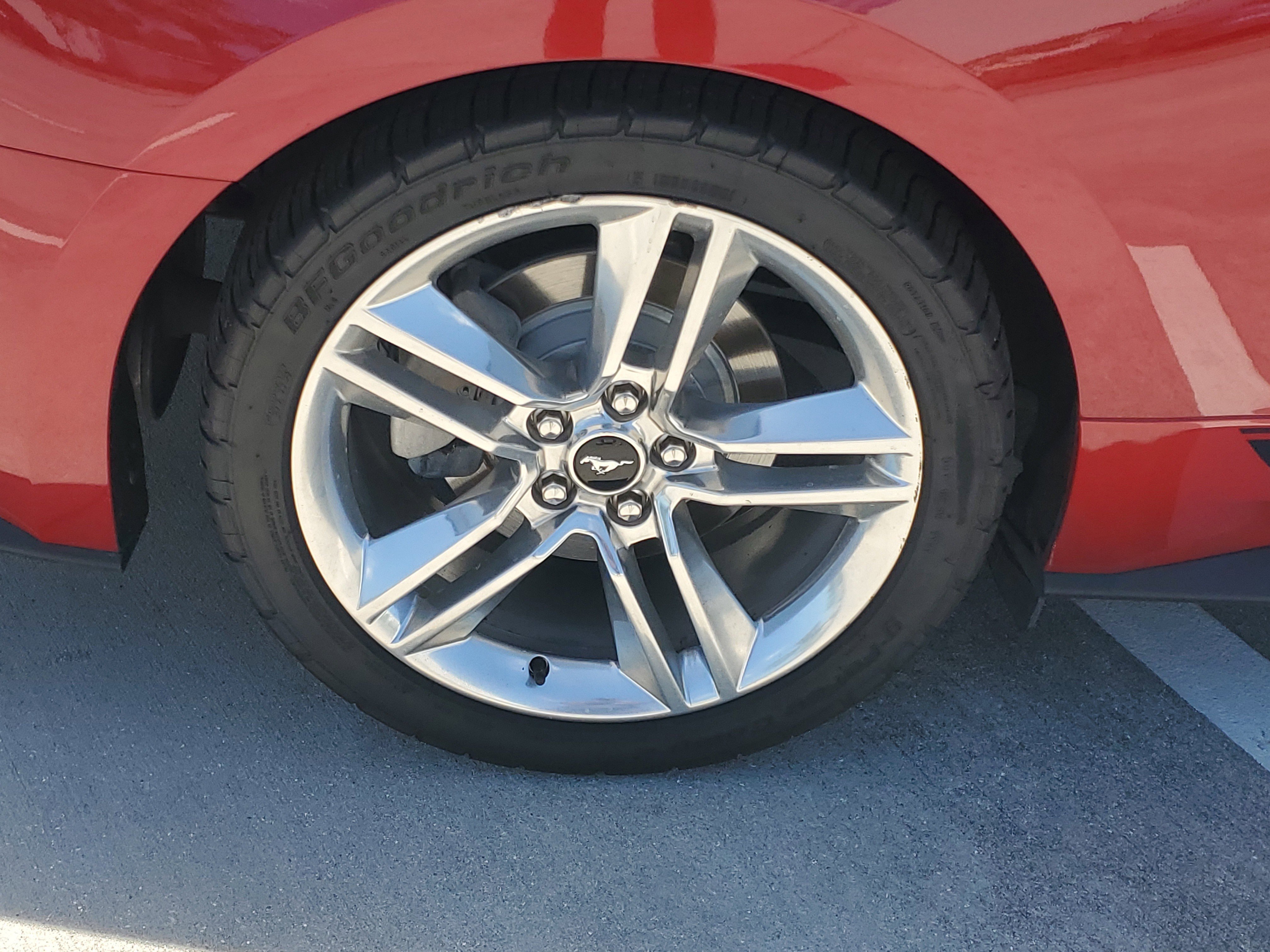 Used 2020 Ford Mustang Premium w/ Equipment Group 201A RWD image 8