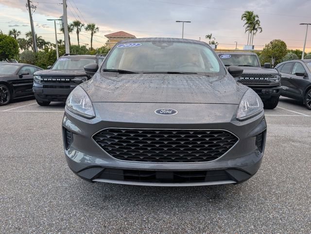 Certified 2022 Ford Escape SE FWD image 2