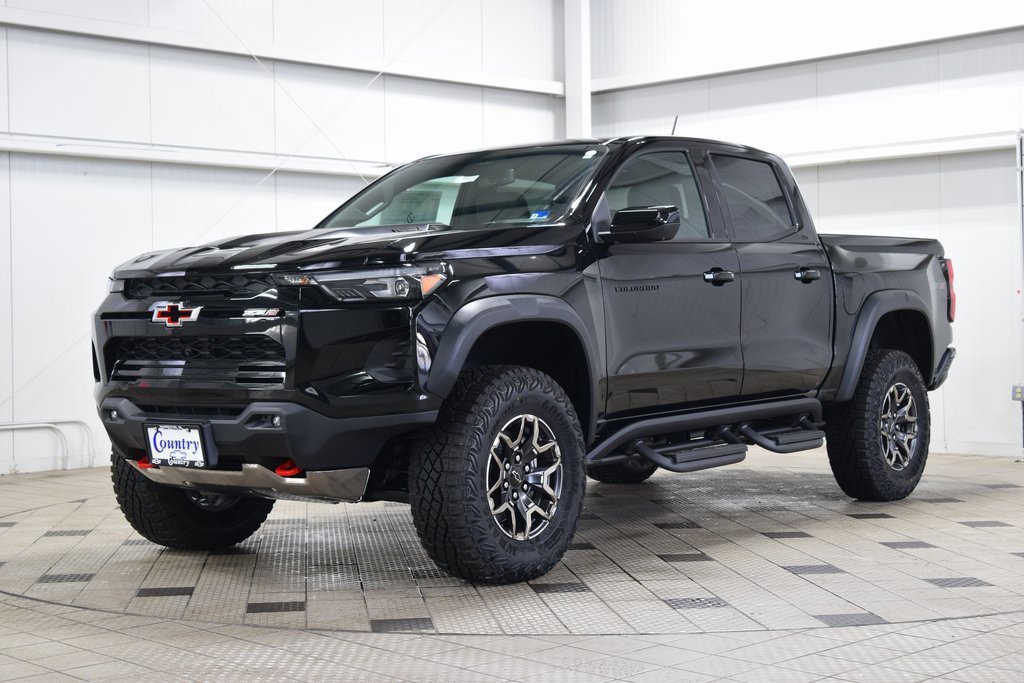 New 2026 Chevrolet Colorado ZR2 w/ Technology Package image 3