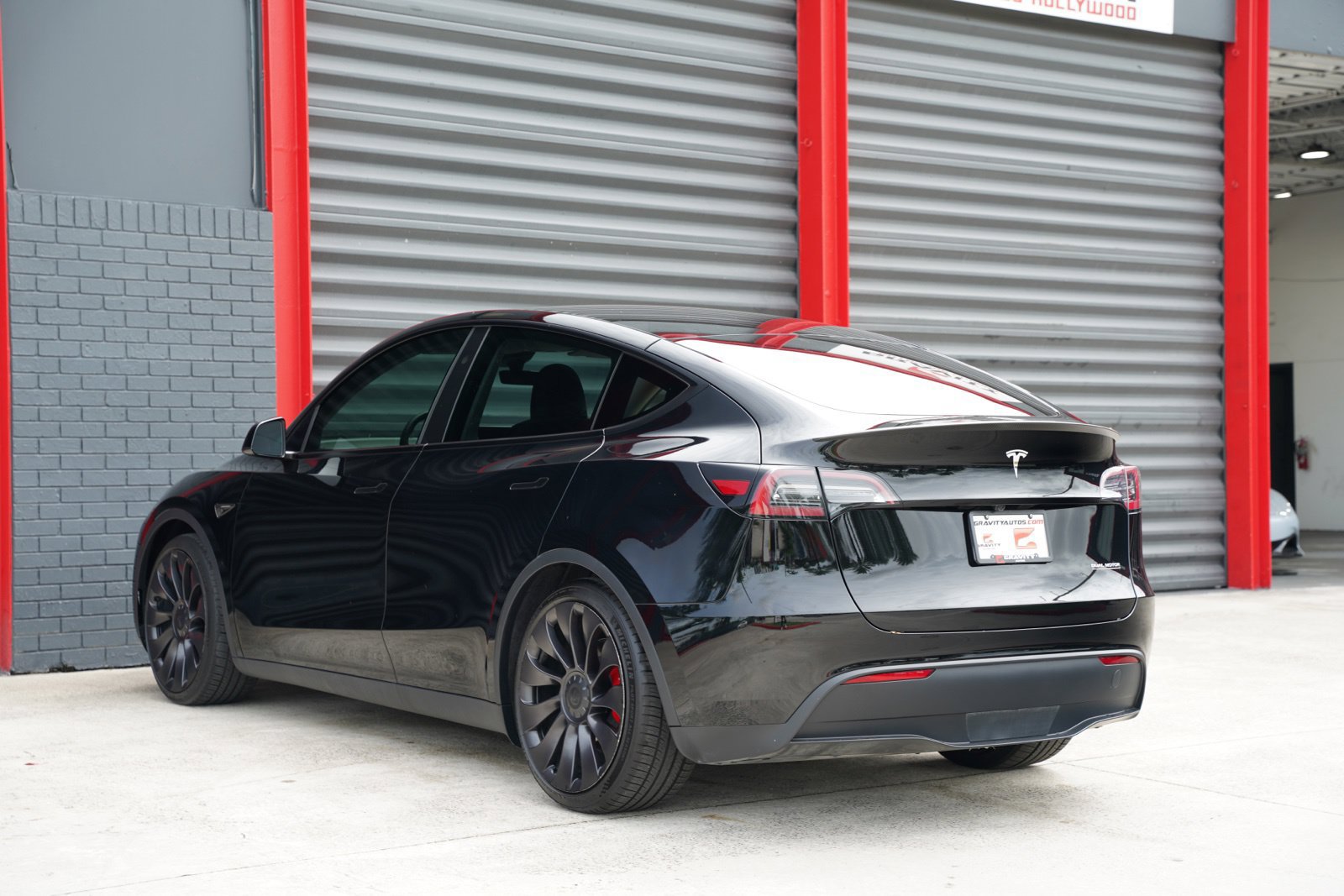 Used 2023 Tesla Model Y Performance AWD/4WD image 11