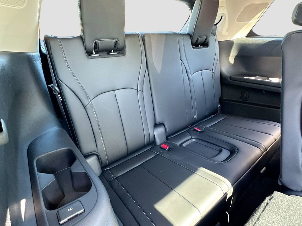 Certified 2026 INFINITI QX60 Luxe w/ Cargo Package image 30