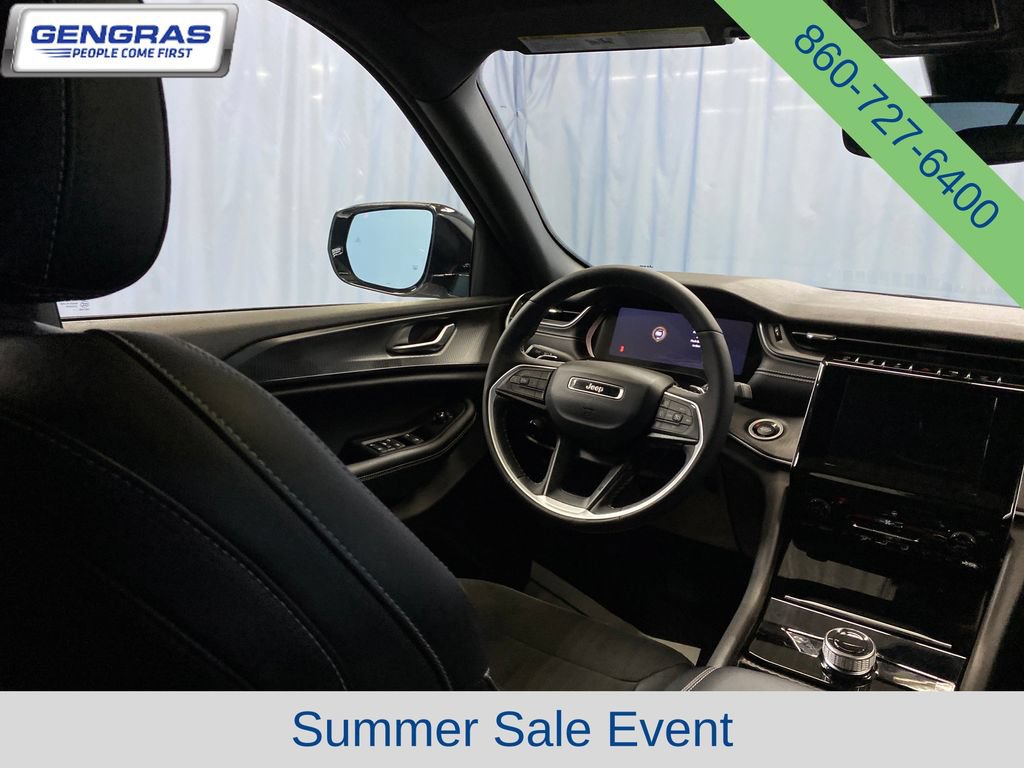 Used 2023 Jeep Grand Cherokee L Laredo AWD/4WD image 43