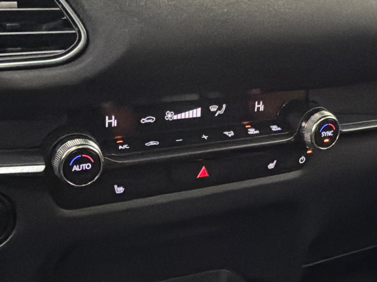 Certified 2025 MAZDA CX-30 Carbon image 28