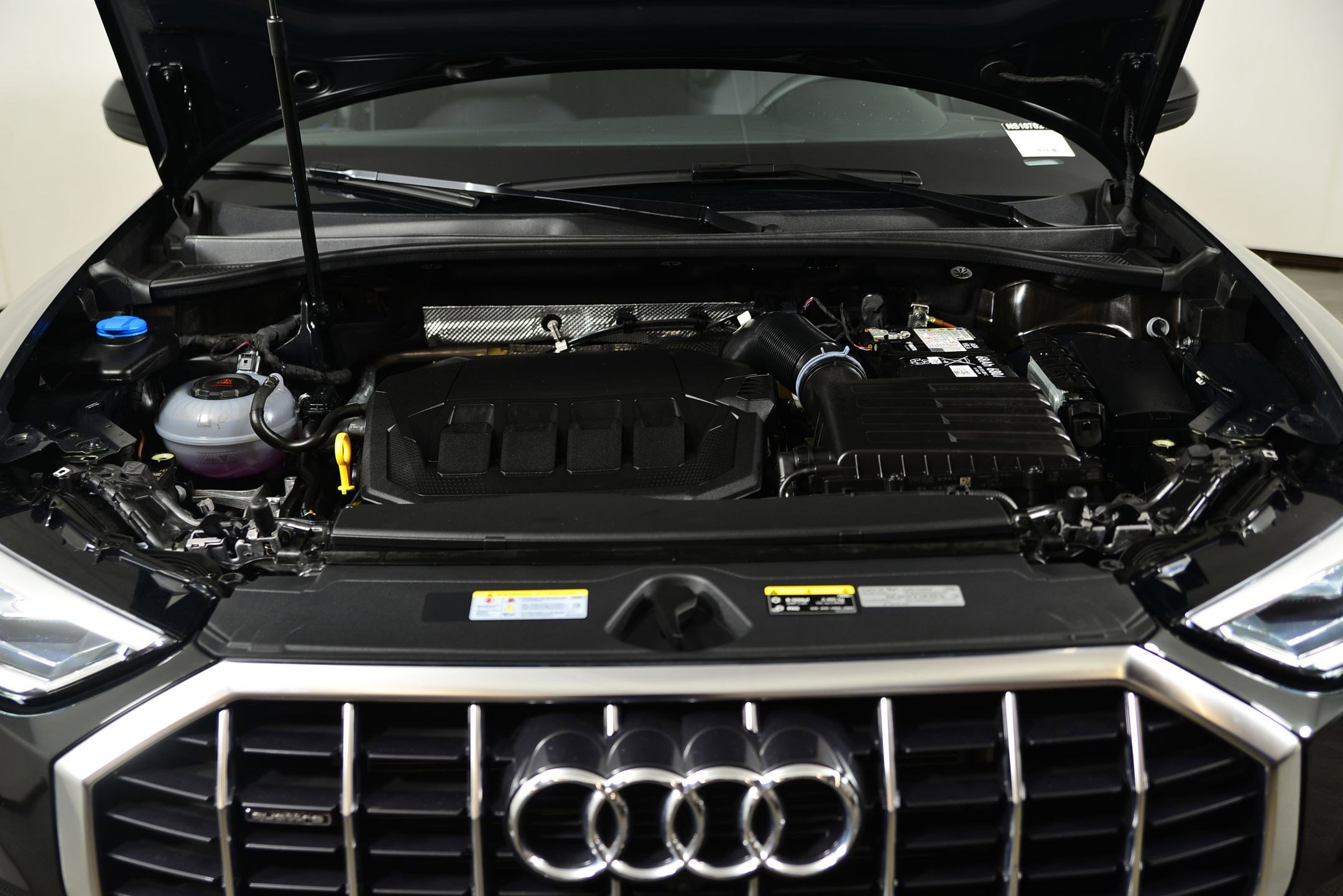 Used 2025 Audi Q3 2.0T Premium Plus w/ Premium Plus Package image 19