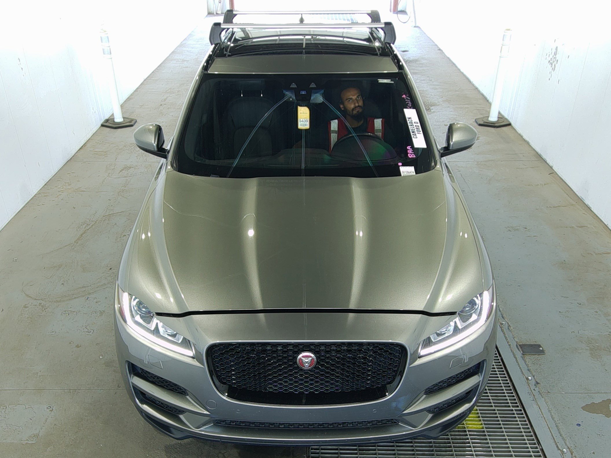 Used 2018 Jaguar F-PACE Premium AWD/4WD image 8