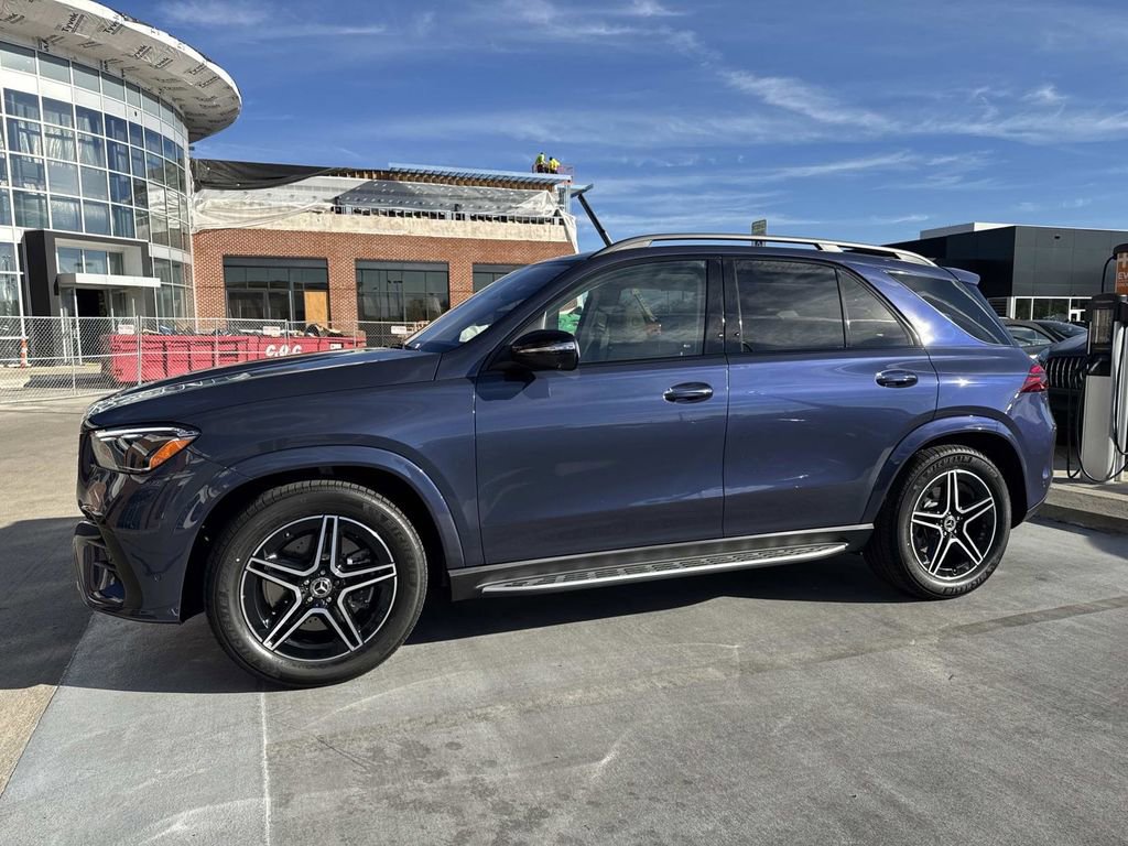 New 2026 Mercedes-Benz GLE 450 GLE 450 image 2