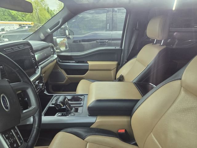 Used 2022 Ford F150 Lariat RWD image 4