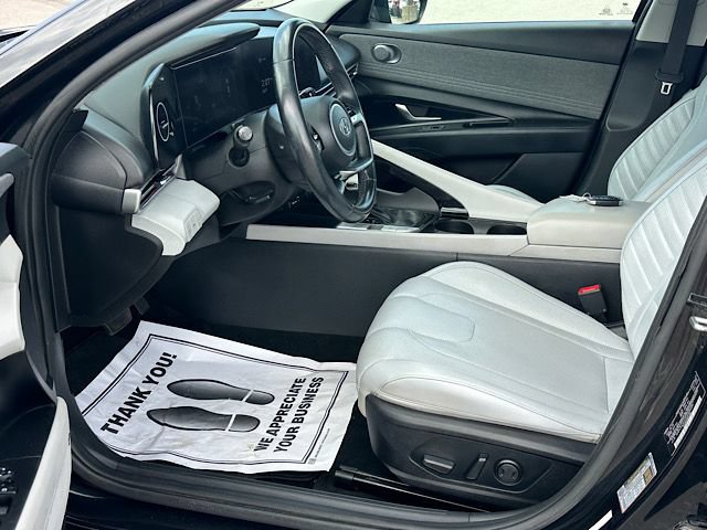 Used 2021 Hyundai Elantra Limited FWD image 13