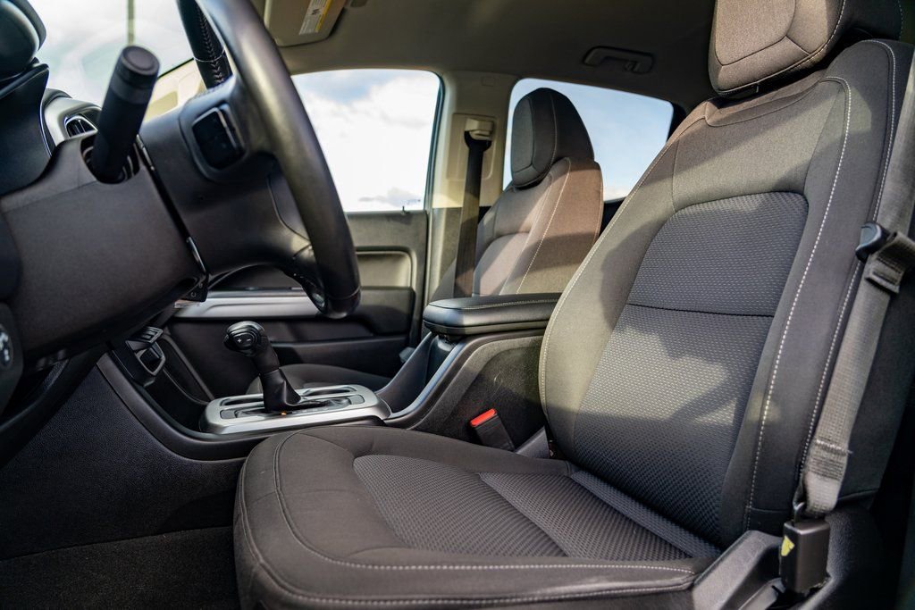 Used 2020 Chevrolet Colorado LT w/ LT Convenience Package image 14
