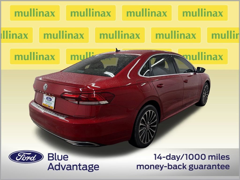 Used 2022 Volkswagen Passat 2.0T FWD image 3