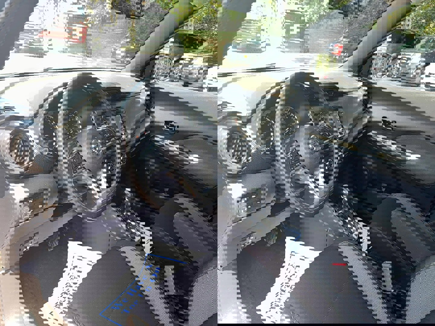 Used 2020 Nissan Kicks S image 19