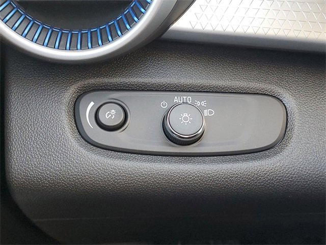 Certified 2025 Chevrolet Trax LS w/ LS Convenience Package image 17