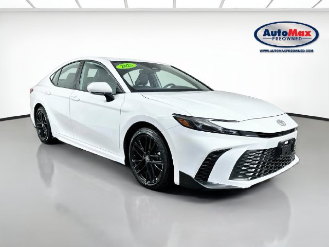 Used 2025 Toyota Camry SE