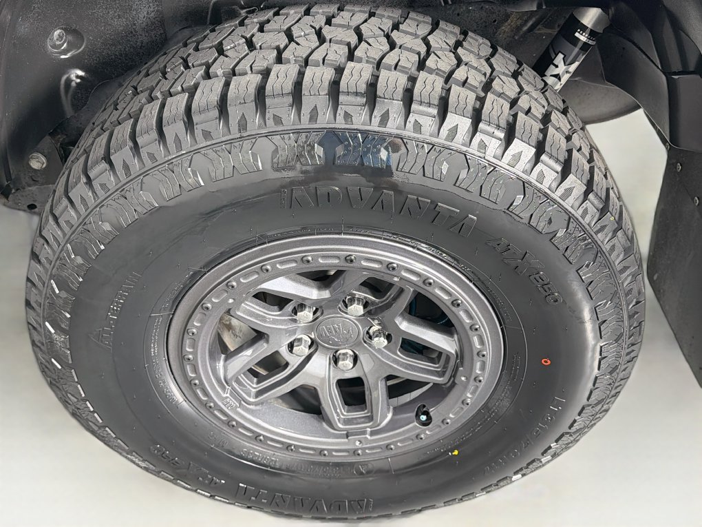 Used 2020 Jeep Wrangler Rubicon w/ Steel Bumper Group AWD/4WD image 31