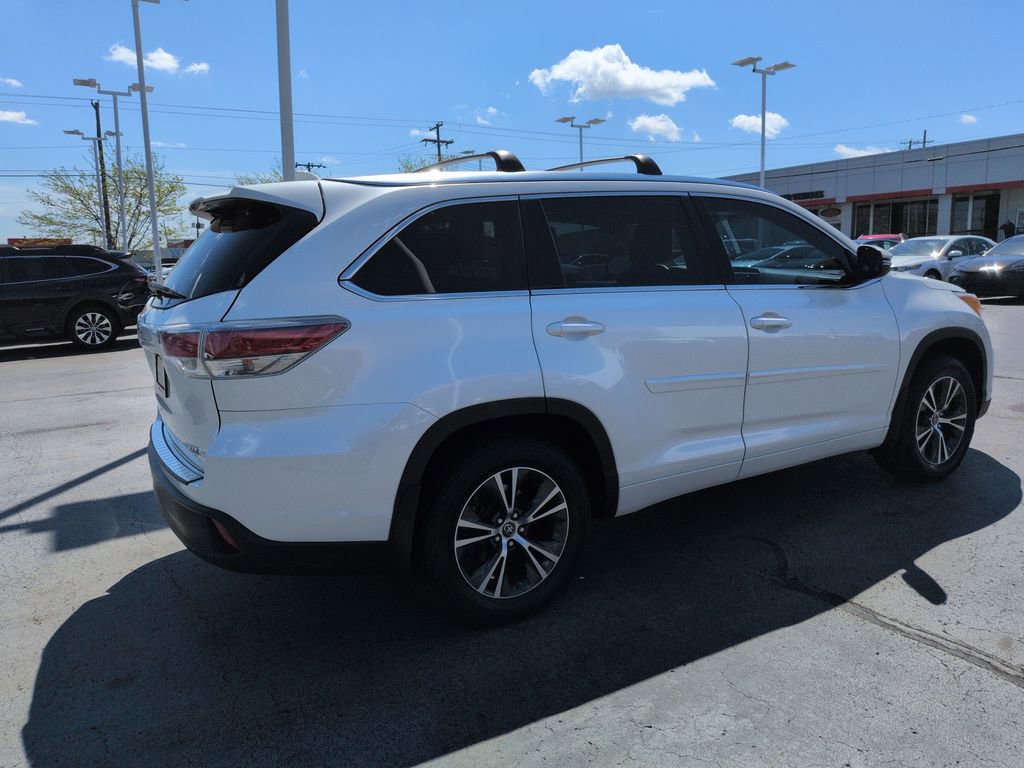 Used 2016 Toyota Highlander XLE w/ Protection Package #3 image 5