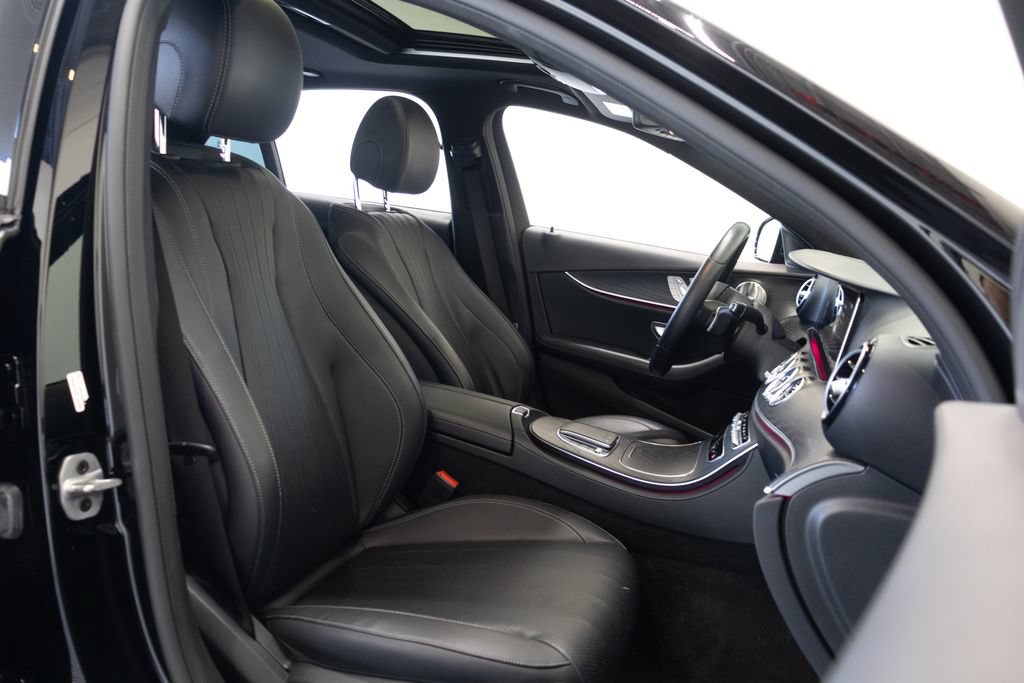 Used 2022 Mercedes-Benz E 350 Sedan image 22