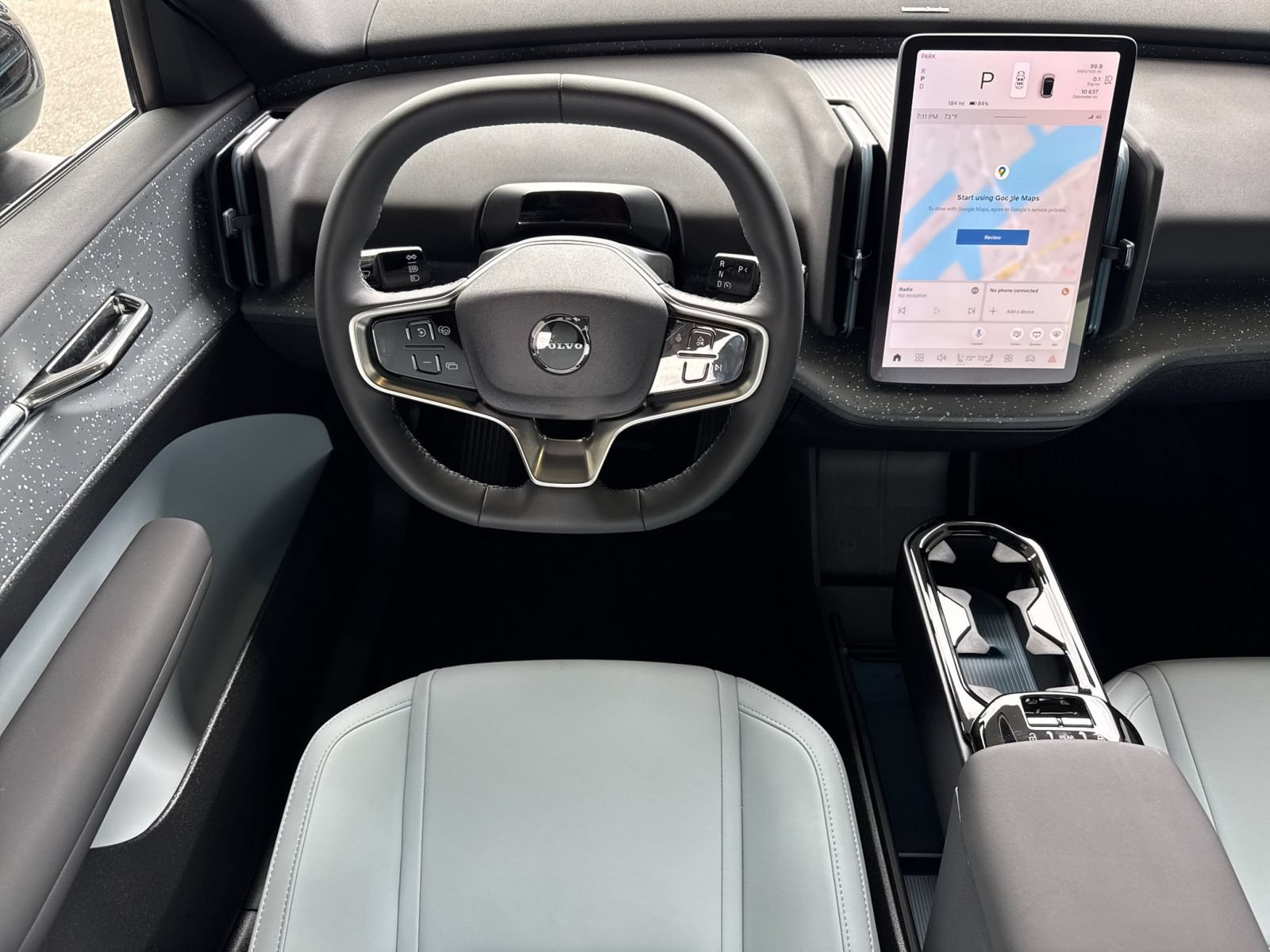 Certified 2025 Volvo EX30 Ultra w/ Protection Package Premier AWD/4WD image 18