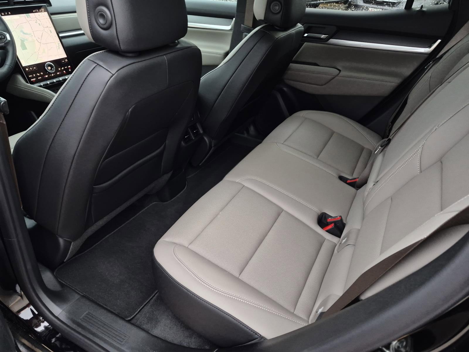 New 2026 GMC Terrain Elevation w/ Elevation Premium Package image 12