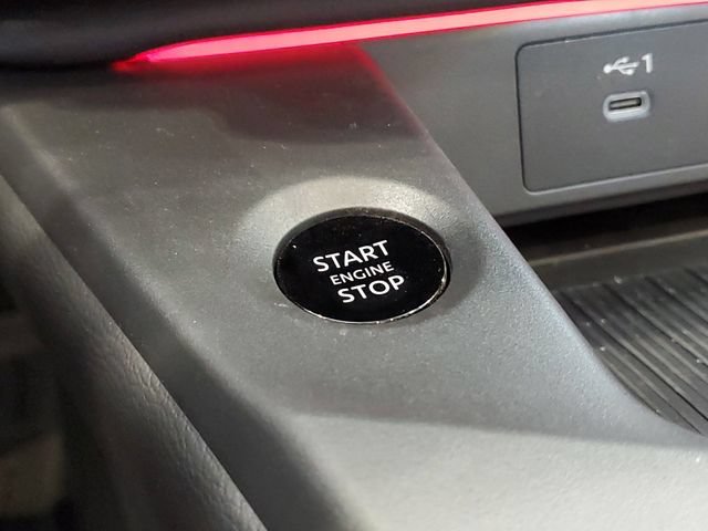 New 2026 Nissan Sentra SR w/ SR Premium Package FWD image 17
