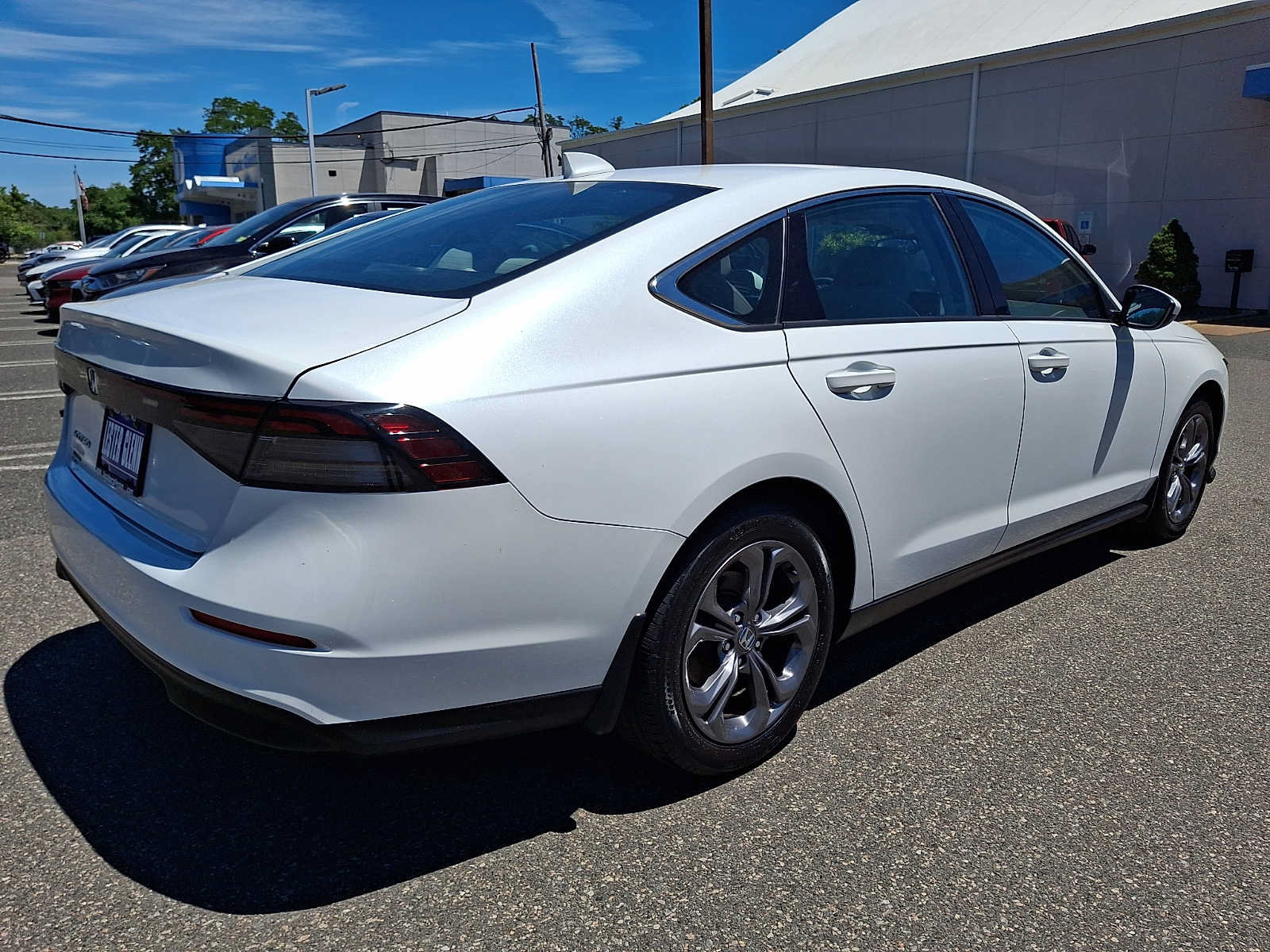 Certified 2023 Honda Accord EX image 6