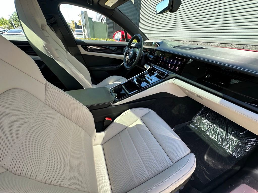Used 2026 Porsche Panamera 4 AWD/4WD image 39