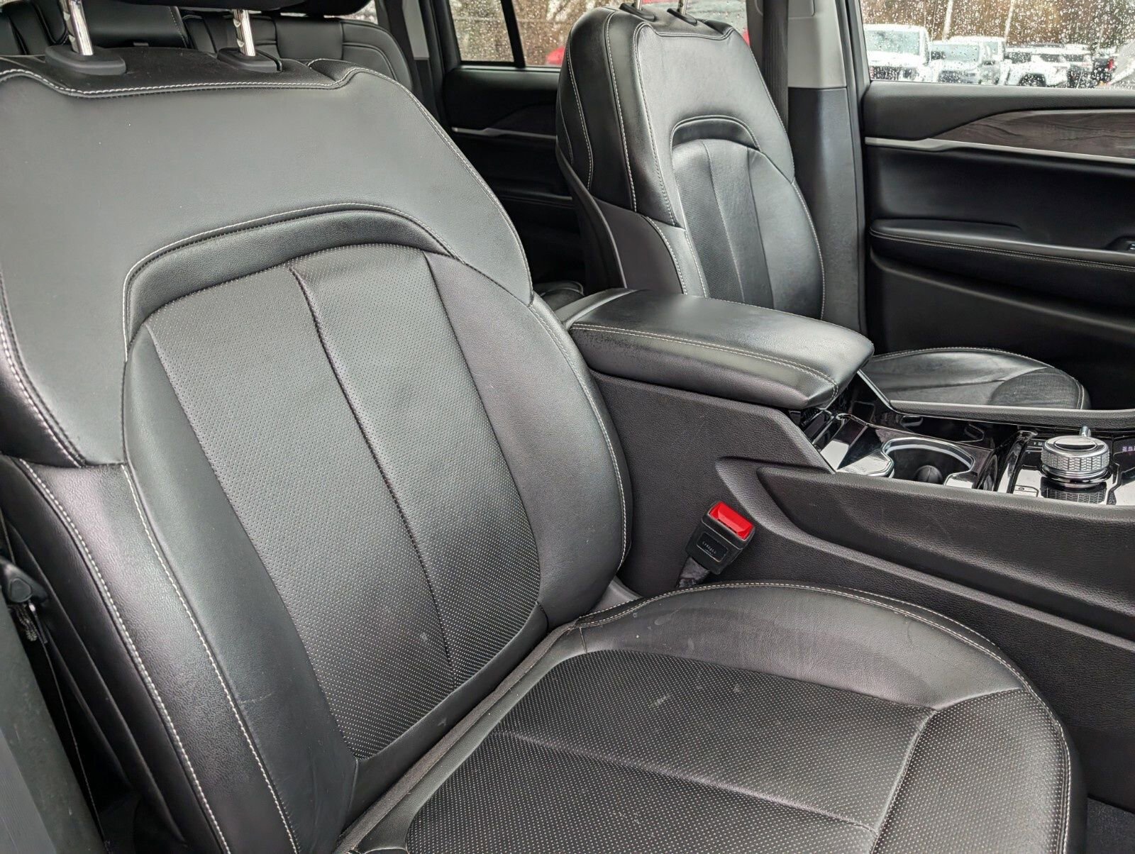 Used 2022 Jeep Grand Cherokee Limited 4xe w/ Luxury Tech Group II image 29