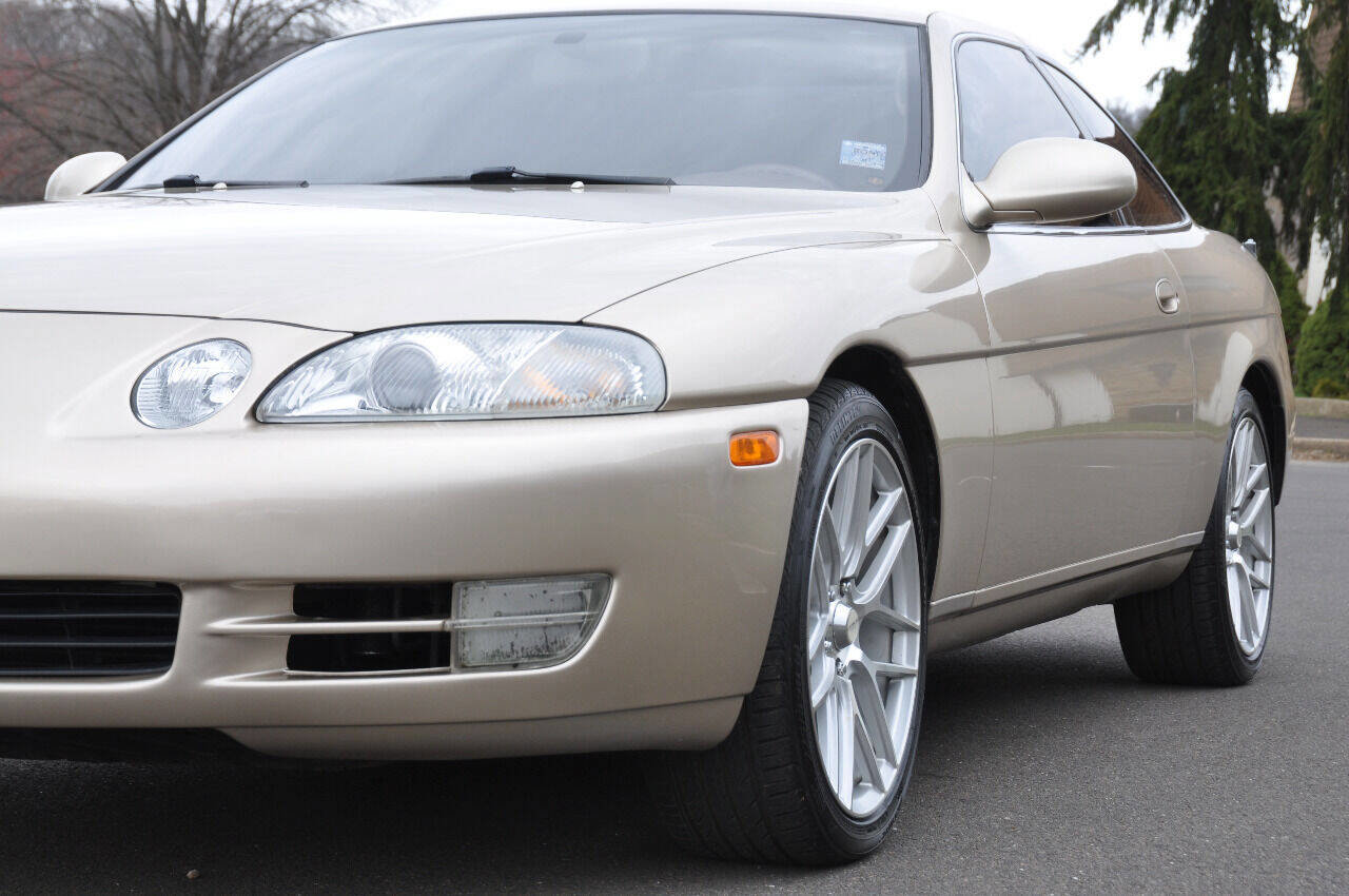 Used 1995 Lexus SC 300 Coupe image 5