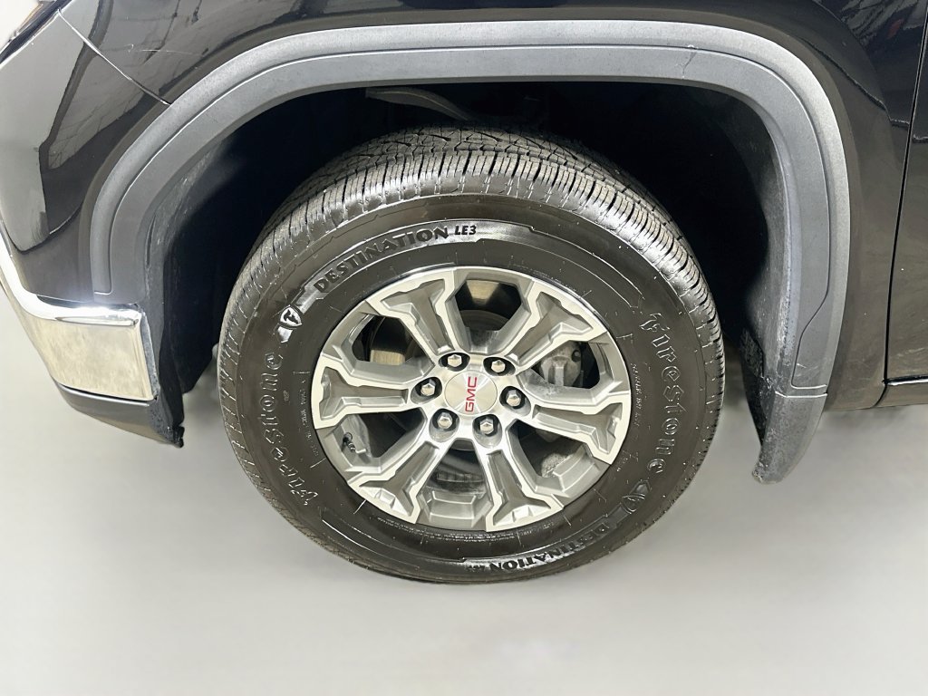 Used 2025 GMC Sierra 1500 SLT AWD/4WD image 8