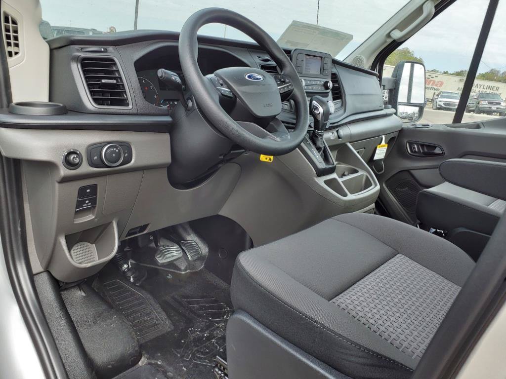 Used 2024 Ford Transit 350 RWD image 7