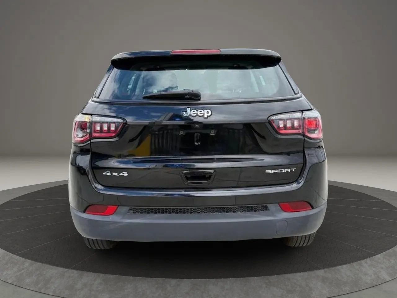 Used 2017 Jeep Compass Sport AWD/4WD image 5