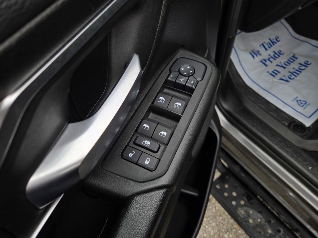 Used 2025 RAM 1500 Big Horn AWD/4WD image 15